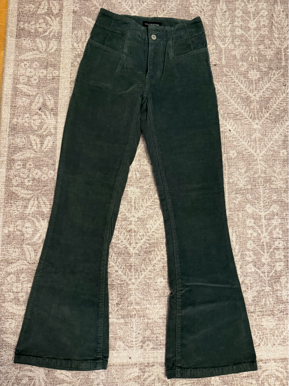 ✨NWOT Lucky Brand Stevie Flare Corduroy Jeans 2/26✨